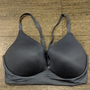 Victoria Secret lightly lined plunging bra